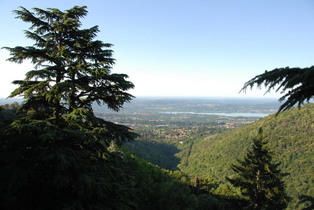 Ferienwohnung Il Parco E Gli Affreschi Varese Exterior foto