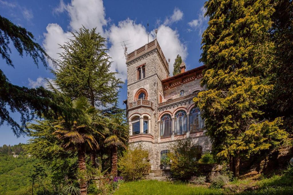 Ferienwohnung Il Parco E Gli Affreschi Varese Exterior foto